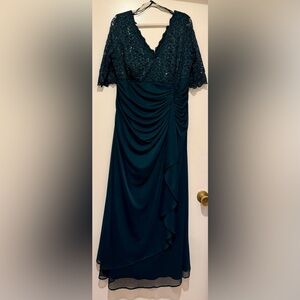 Betsy & Adam Deep Forest green Lace Gown plus 18 W